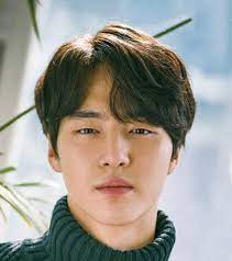 Yang became well known when he starred as a young chef in the 2017 romance drama temperature of love which won him three best new actor awards at the sbs drama awards, baeksang arts awards. Yang Se Jong ì–'ì„¸ì¢… Mydramalist