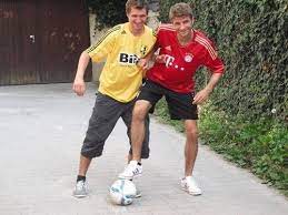 Thomas was born to klaudia and gerhard müller on september 13, 1989. Thomas Muller Net Worth Fc Bayern Munich Soccer Player
