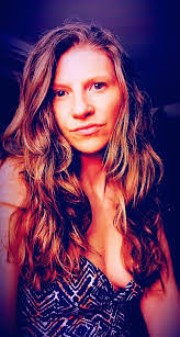 Lacy Bolin's Instagram, Twitter & Facebook