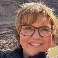 Nancy Connelly's Instagram, Twitter & Facebook