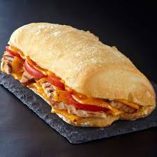 Sandwich Au Poulet Froid Tomate Et Cheddar Recettes Recette Recettes De Cuisine Cuisine Sandwich Au Poulet