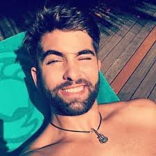 Me quemo (11th place for france in usc 82 ). Kendji Girac La Perfection Gitan Home Facebook