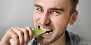 Hal ini akan memperbaiki kulit dan akan menambah kecerahan. Manfaat Jus Seledri 5 Manfaat Minum Jus Seledri Sebelum Tidur Theasianparent Indonesia