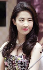 Crystal Liu ❤️♥️❤️