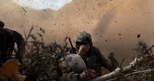 Soldiers in a firefight with taliban forces in kunar province; Index Kulfold Hatterzajja Valt Amerika Nagy Bosszuhaboruja