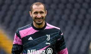 There are 4 other versions of chiellini in fifa 21, check. D1fcgxmjtiolym