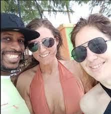 Warren Adderley's Instagram, Twitter & Facebook