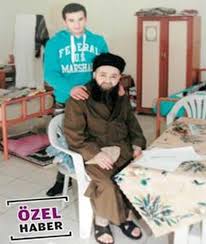 Sohbet özel (kurban bayramı gecesinin ve gününün fazîletli amelleri) başladı. Cubbeli Hoca Nin Cezaevi Fotograflari Internet Haber