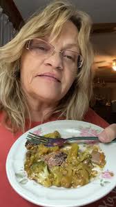 Lunch .... Beef brocolli... Manganen 😋