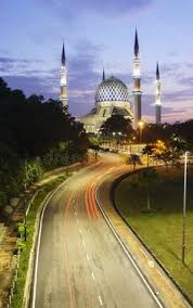 7 masjid megah di malaysia yang bisa dijadikan tempat via blog.reservasi.com. 26 Sultan Slahuddin Ideas Sultan Salahuddin Mosque