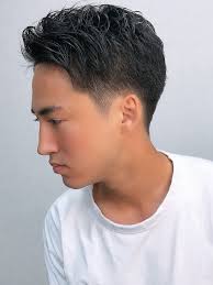 男子中学生にふさわしい髪型って？学校も部活もOKなスタイルの頼み方＆参考ヘアカタログ｜ホットペッパービューティーマガジン