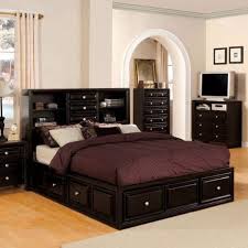 Headboard, footboard, rails, dresser, mirror and nightstand. Top 10 Best King Size Bedroom Sets In 2021 Bedroom Furniture King Size Bedroom Sets King Size Bedroom Furniture Sets Platform Bedroom Sets