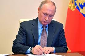 Jun 11, 2021 · пфр сообщил, каким пенсионерам дадут прибавку в 6 тыс. L1vdfhkanvs Gm