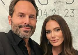 Seth Marks's Instagram, Twitter & Facebook