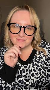 I'm Heather and I'm brand new here! 💖 I'm a Jesus-loving mama to 10 kiddos  ages 20 down to 16 months, we're from South Dakota, and I've been  homeschooling for 15 years.