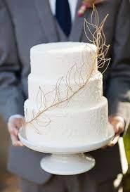 We Re Falling For These 12 Fall Inspired Wedding Cakes Love Inc Mag Wedding Cake Toppers Gold Wedding Cake Wedding Cake Gold Leaf