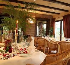 Restaurant Trier Wintergarten Hotel Blesius Garten This Place Has A Few Restaurants Including A Beer Garden Zementfliesen Hausbrauerei Wintergarten
