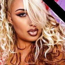 Iris Ginn's Instagram, Twitter & Facebook