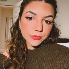 What are good restaurants for a large family dinner in Macon?