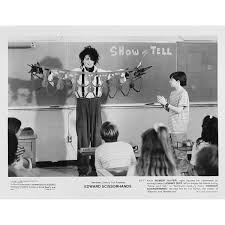 Edward scissorhands movie reviews & metacritic score: Edward Scissorhands Movie Still 8x10 In
