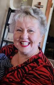 Terri Stover's Instagram, Twitter & Facebook