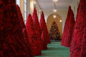 Das ist das neue ebay. Melania Trump Unveils White House Christmas Decorations The Boston Globe