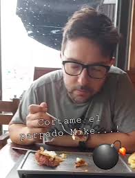 Sergio vs Milanesa Monster 👊 #cortameelparpado #rockybalboa #milanesa  #elclubdelamilanesa