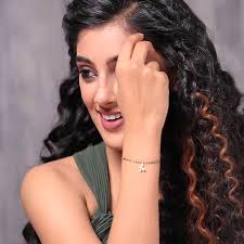 Aisha Diamond Mangalsutra Bracelet