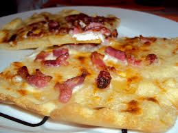 · la focaccia in padella (focaccia istantanea in padella) è una focaccia ripiena buonissima, molto veloce e semplice ! Focaccia Veloce Senza Lievito Ilaria Zizza