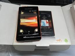 SONY ERICSSON W8 WALKMAN COMPLETE ...