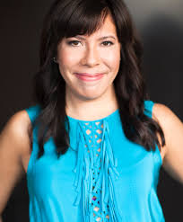 Tracy Dear's Instagram, Twitter & Facebook