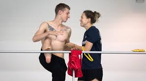 Sarah köhler shed tears of joy after her greatest success and the end of the 13 years of olympic dreariness for german pool swimmers. Kohler Und Wellbrock Deutsches Schwimm Traumpaar Heiratet Eurosport