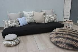 Edition De Palettes Coussin De Salon Des Oreillers Et Des Coussins Pour Palettes Et Meubles De Jardin Sur Mesure Coussin Pour Palette Salon En Palettes Et Housse De Chaise
