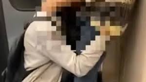 Delhi metro blowjob viral video