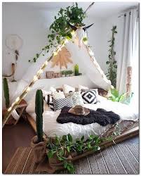 38 Cozy Minimalist Bedroom Decorating Ideas Bedroomdecoratingideas Minimalistbedroomideas Cozy Bohemian Bedroom Decor Bedroom Decor Bohemian Interior Design