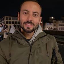 Waine Fernandez (@wainefernandez)