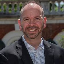 Jake Resch's Instagram, Twitter & Facebook