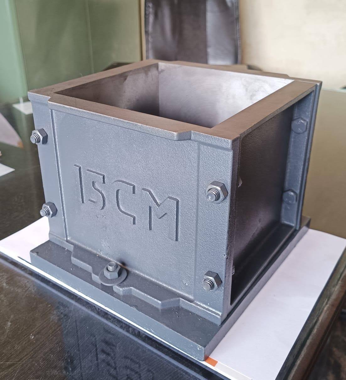 Concrete Cube Moulds (150mm Cast Iron & Polyurethane) product image