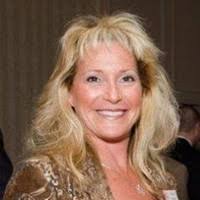 Christine Pederson's Instagram, Twitter & Facebook