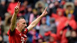 Les joueurs de l'equipe de france en poupluche ! Apres Son Depart Du Bayern Munich Franck Ribery A Encore Besoin D Adrenaline