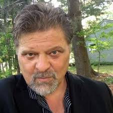 Mark Gutowski (@markagutowski)