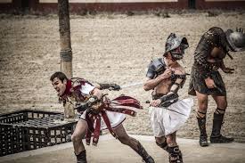Gladiateurs Phystorique Les Portes Du Temps Gladiateur Puy Du Fou Fete Medievale