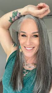 Just one simple pull and they are free...love that feeling!🤗😜