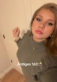 Alicia Ables's Instagram, Twitter & Facebook