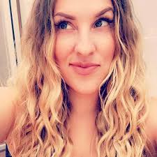 Glenda Serafin's Instagram, Twitter & Facebook