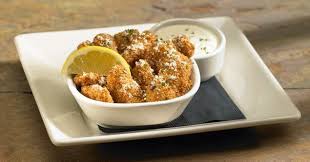 Bj S Small Deep Dish Pizza Crispy Fried Artichokes Lightly Breaded Artichoke Hearts Fried Crisp And Sprinkled With Parmesan Cheese Served With Lemon Garli Food Fried Artichoke Snacks