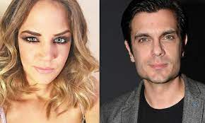 Ο τραγουδιστής και σύντροφός του, κατερίνα ζαπάρδα, σύμφωνα με δημοσίευμα της «real news» περιμένουν το πρώτο τους παιδί και συγκεκριμένα, ένα αγοράκι! Gia Prwth Fora O Myrwnas Straths E3omologeitai 8elw Na Kanw Ena Paidi Me Thn Katerina Gossip Tv Gr