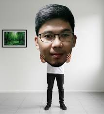 The Big Head. (Sculpture by Jaume Plensa)