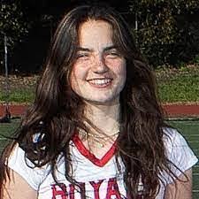 Clara Stump's Instagram, Twitter & Facebook