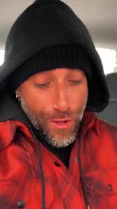 Introducing Robin_Official: Explore Neiperte's Perte Phenomenon